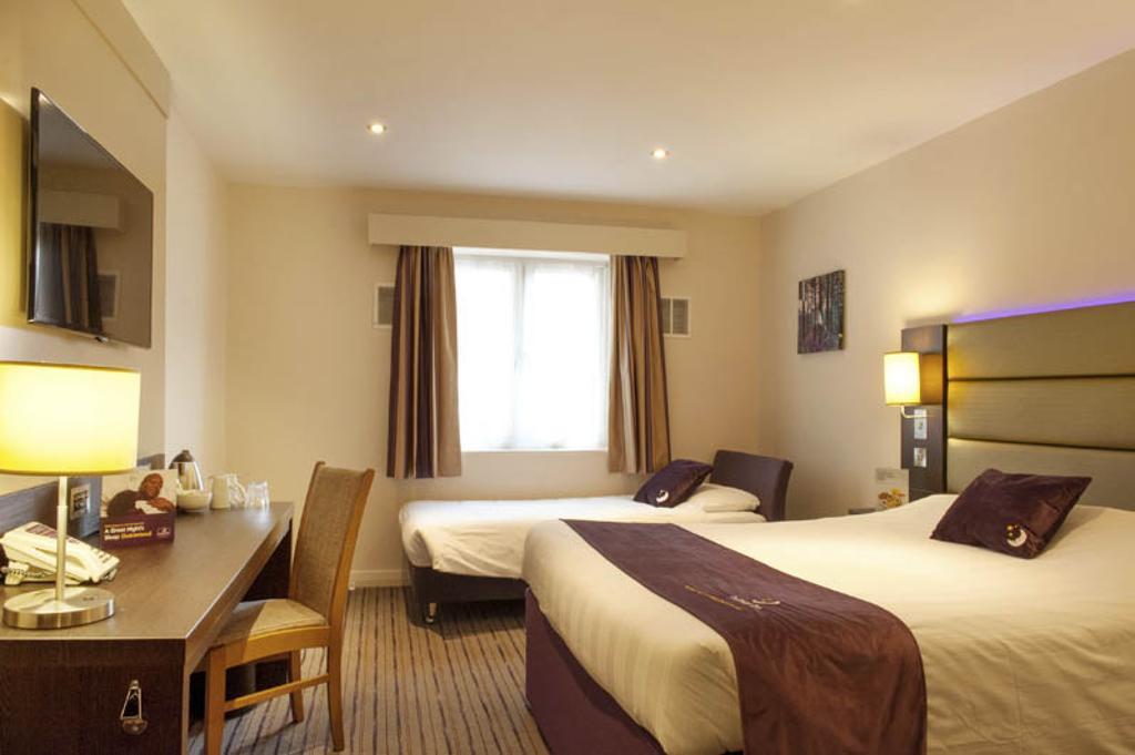 Premier Inn York North Room photo